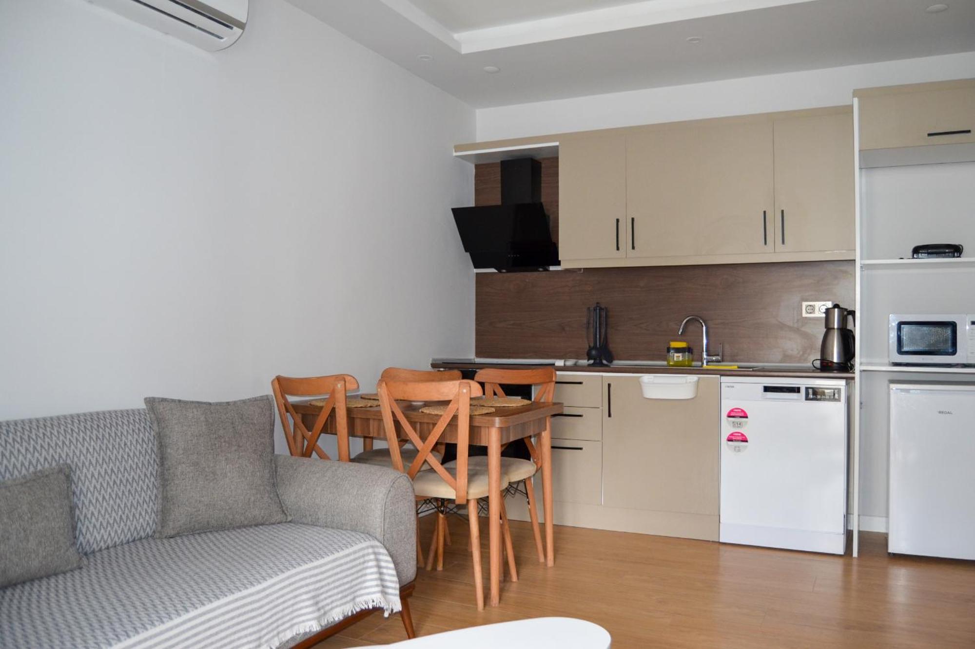 Loca Centre Suites Бодрум Экстерьер фото