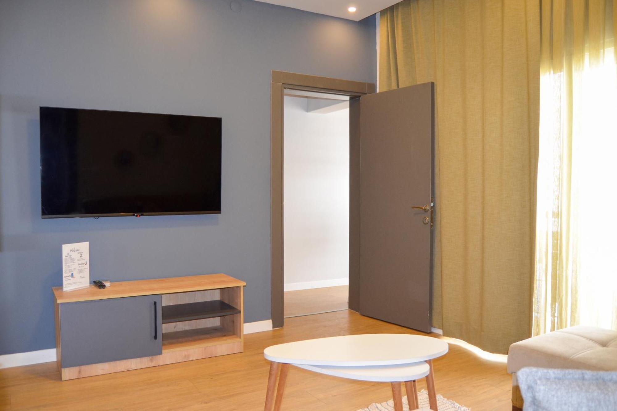 Loca Centre Suites Бодрум Экстерьер фото